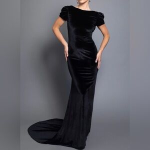 PIA GLADYS PEREY SATINE Velvet Black NWT